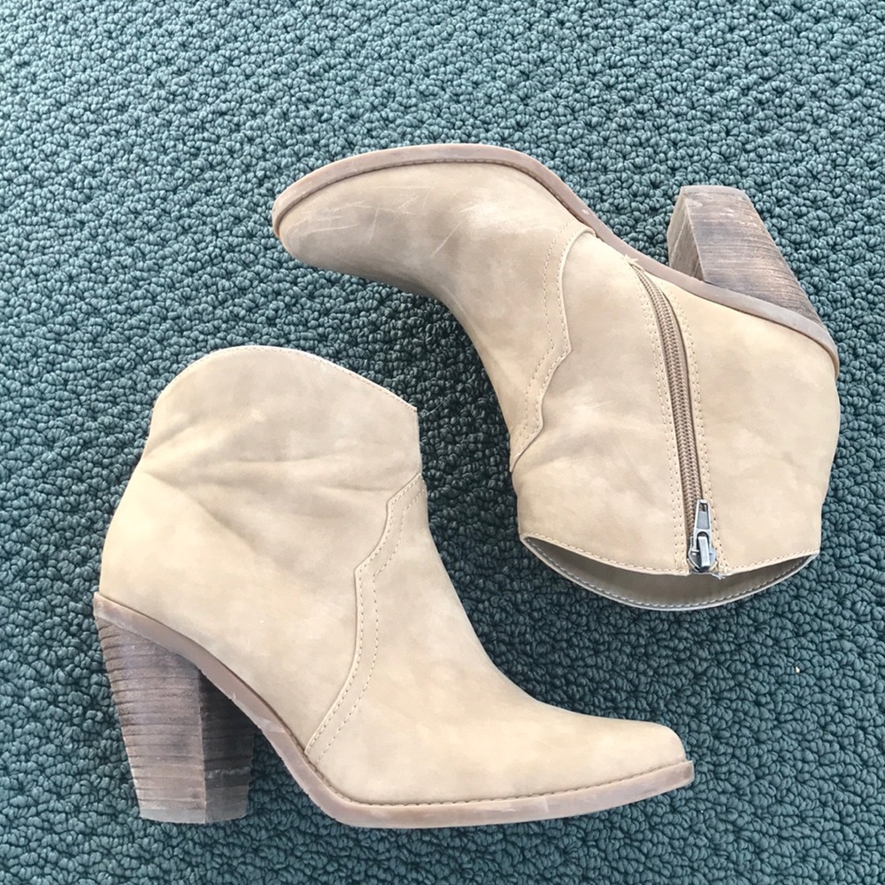 Dolce Vita Tan Heeled Booties